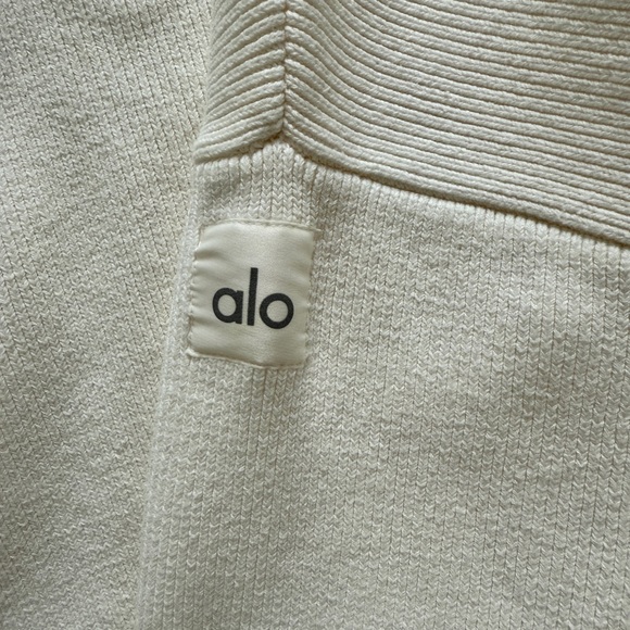 Alo Yoga Scholar Hooded Sweater – Ivory, Size M - Picture 6 of 6